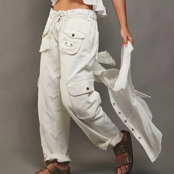 Free People Pants - Free People Tahiti Cargo Pants Women’s S Ivory Ankle Length Boho Utility-Style